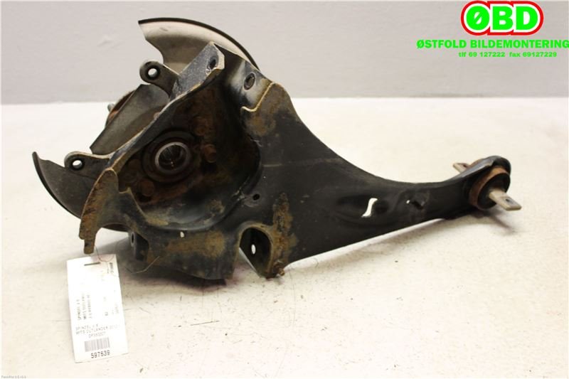 Hjulspindel venstre bak til Mitsubishi Outlander 2012-2015 (Type III, Fase 1)  (MITSUBISHI|4125A079|)