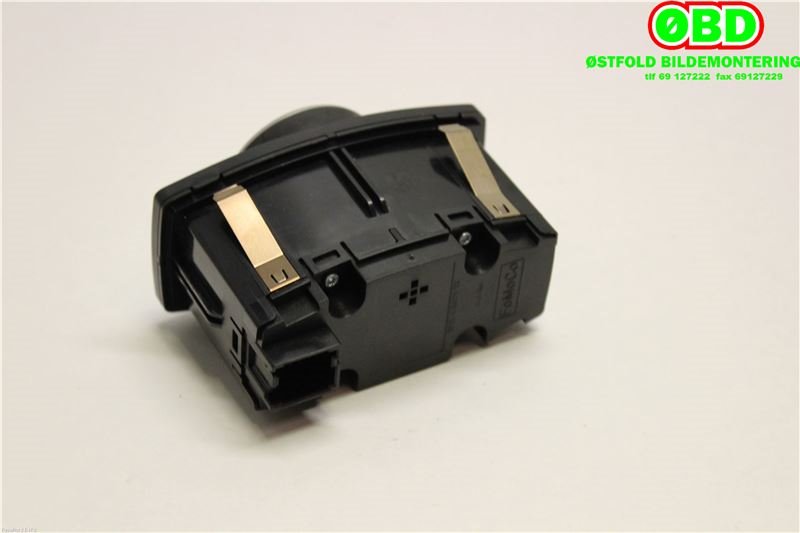 Bryter lys til Ford Focus 2014-2018 (Type III, Fase 2)  (FORD|2044632||F1ET13A024EB)