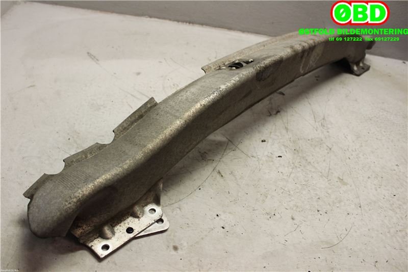 Støtfangerforsterkning bak til Audi A8 2003-2010 (Type II)  (4E0 807 309 A|)