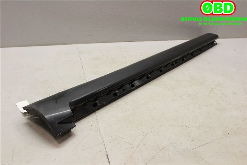 Kanalskjørt høyre til Audi A8 2003-2010 (Type II) (4E0853860G|)