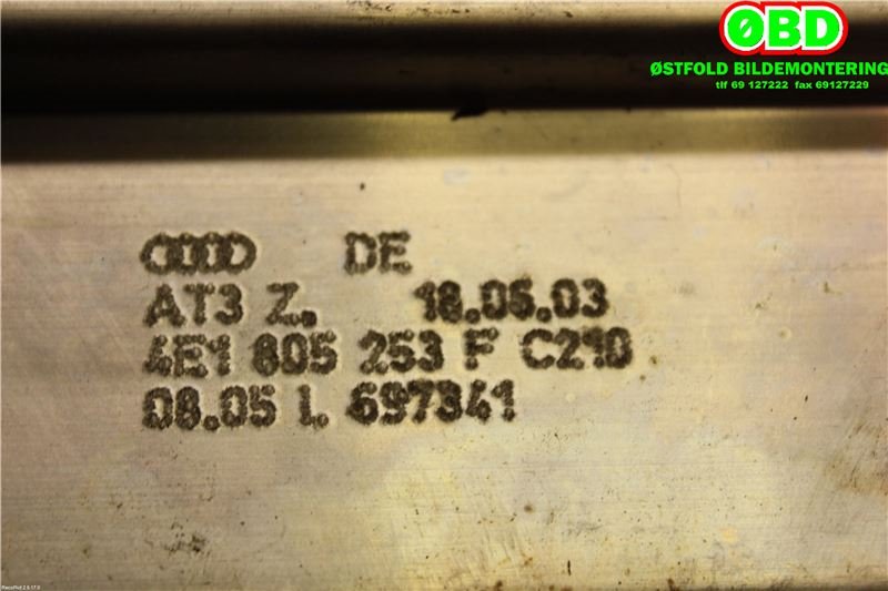 Diverse deler til Audi A8 2003-2010 (Type II)  (4E1805253F|)