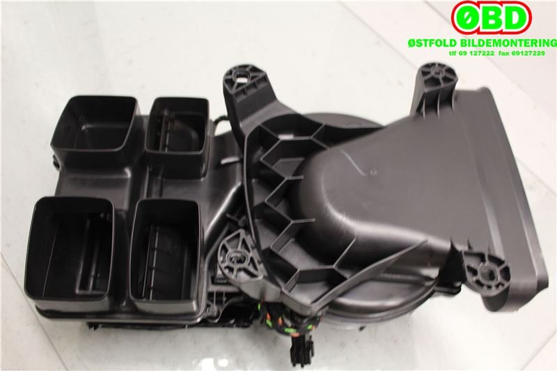 Varmeapparat motor til Mercedes R-Klasse 2006-2013 (W251) (W251) (MERCEDES|A 251 830 00 08|)