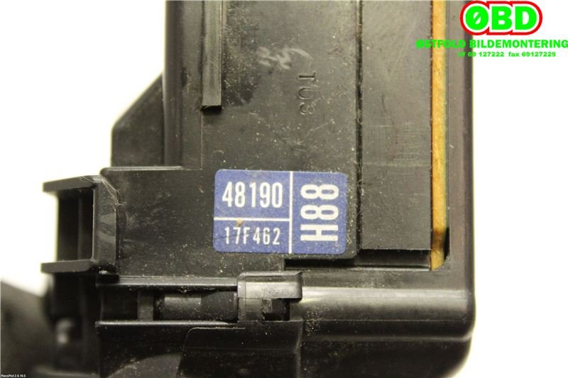 Bryter visker til Toyota Prius 2009-2016 (Type III) (COMBI) (COMBI) (TOYOTA|8465248190|)