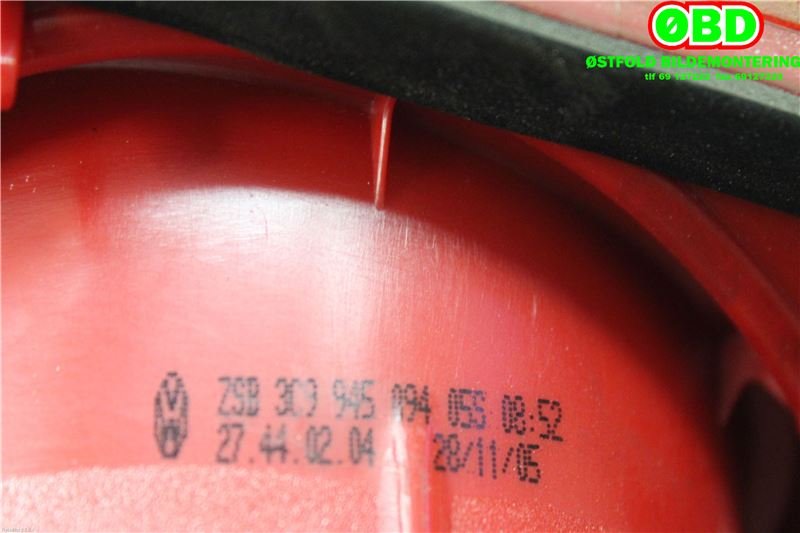 Baklykt høyre indre til VW Passat 2005-2010 (B6) (B6) (VOLKSWAGEN|3C9 945 094||3C9945094)