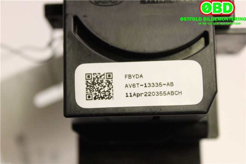 Bryter blink til Ford Focus 2011-2014 (Type III, Fase 1)  (FORD|1883869|)