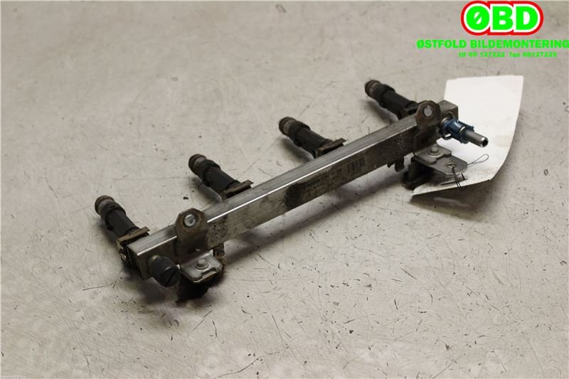 Dyseskinne (fuelrail) til Opel Astra H 2004-2009 (OPEL|24420542|817327|0280151208)