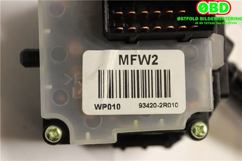 Bryter visker til Hyundai i30 2007-2012 (Type I)  (HYUNDAI|934202R010|)