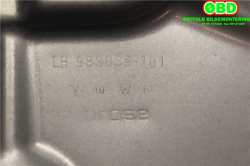 Ruteheis til Volvo V70 2007-2013 (Type III, Fase 1)  (VOLVO|30784509|)