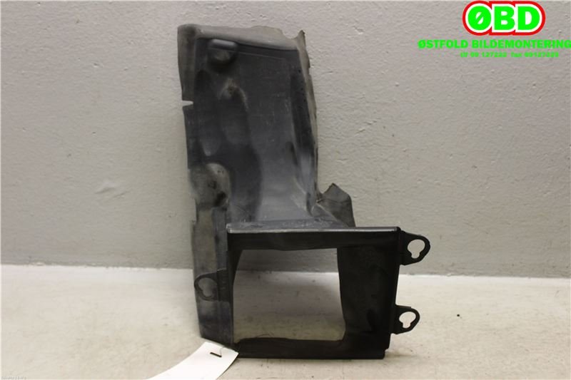 Diverse deler til Audi A6, Allroad 2006-2008 (Type II, Fase 1) (C6) (C6) (AUDI|4F0145334J|)