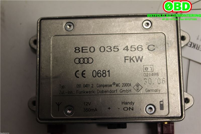Antenne forsterker til Audi A6, Allroad 2006-2008 (Type II, Fase 1) (C6) (C6) (AUDI|8E0 035 456 D||8E0035456C)