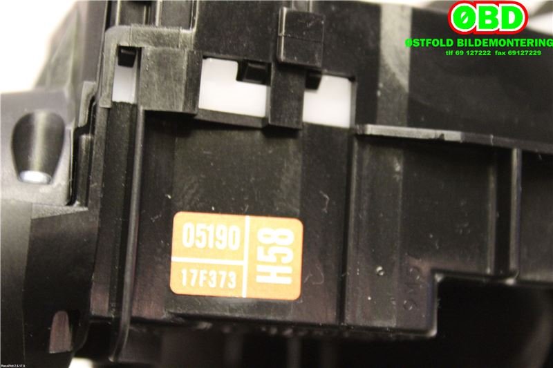 Bryter combi til Toyota Avensis 2015-2019 (Type III, Fase 2) (TOYOTA|8465205190|8414005190|)