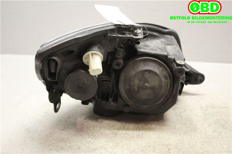 Frontlykt venstre halogen til Škoda Roomster 2006-2010 (Fase 1) (SKODA|5J1 941 017||5J1941015)