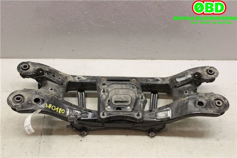 Travers bak til Toyota Avensis, 2015-2019 (Type III, Fase 2)  (TOYOTA|5120605091)