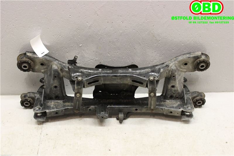 Travers bak til Toyota Avensis 2015-2019 (Type III, Fase 2)  (TOYOTA|5120605091|)