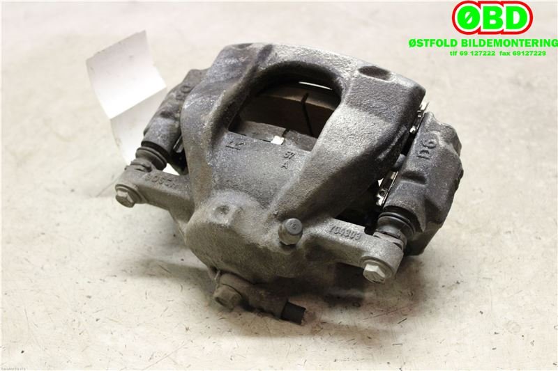 Bremsecaliper høyre foran til Toyota Avensis 2015-2019 (Type III, Fase 2)  (TOYOTA|4773002361|)
