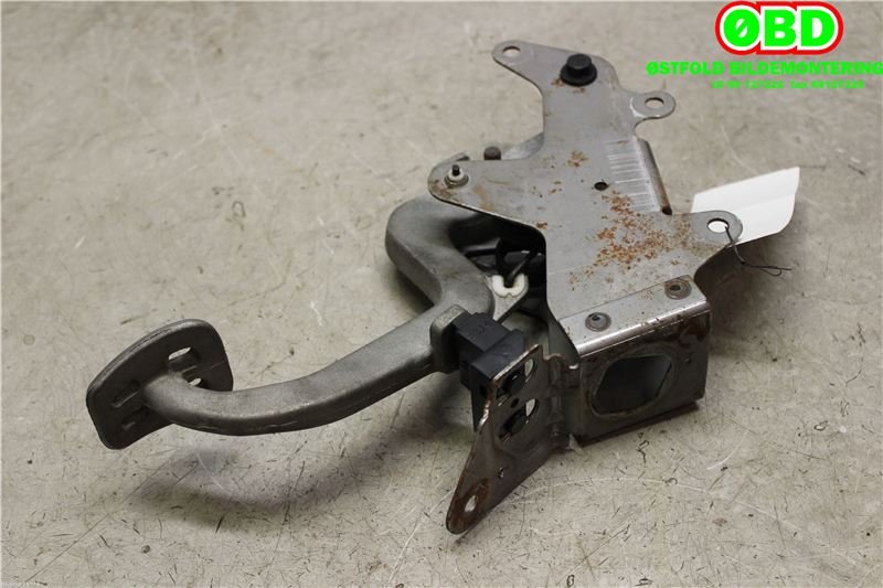 Pedal gass/brems/clutch til Chevrolet Corvette 1997-2004 (C5) (C5) (CHEVROLET|12552447|)