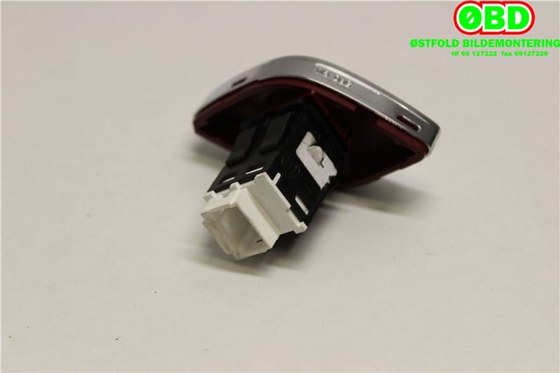 Bryter nødblink til Citroën C3 2010-2016 (Type II) (CITROEN|6490CY|96669616KR00)