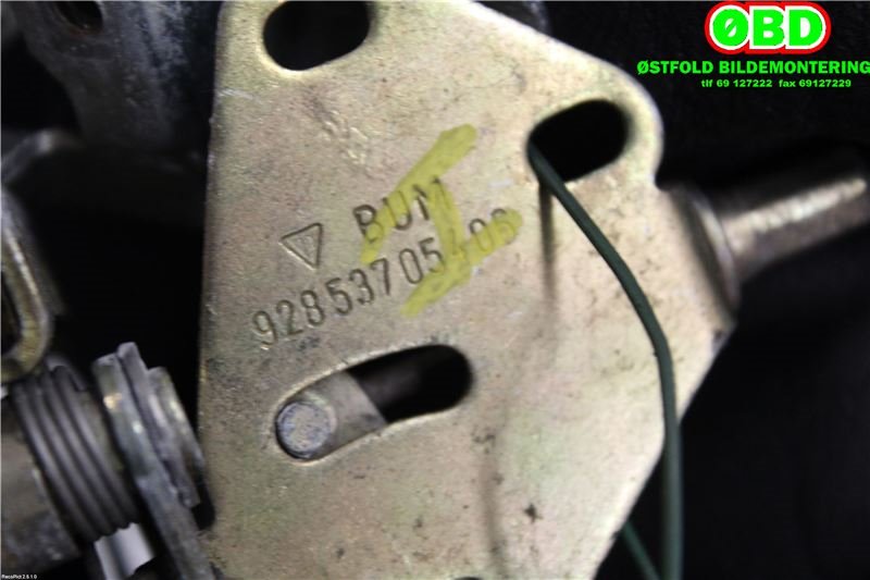 Låsekasse høyre foran til Porsche 944 1982-1991  (PORSCHE||92853705406)
