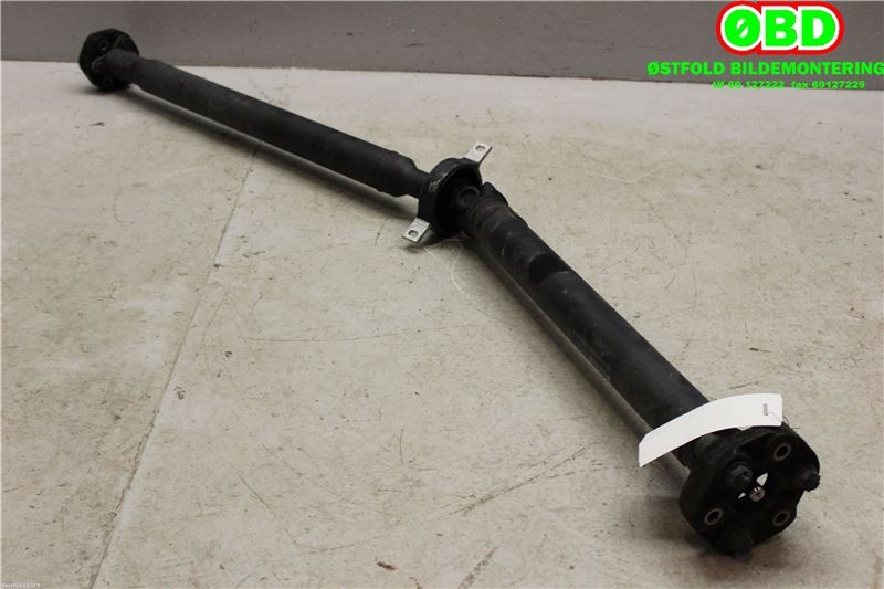 Mellomaksel til BMW 1-Serie 2011-2015 (Fase 1) (F20/F21) (F20/F21) (BMW|26 10 7 637 025||4608042)