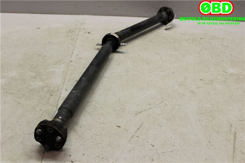 Mellomaksel til BMW 1-Serie 2011-2015 (Fase 1) (F20/F21) (F20/F21) (BMW|26 10 7 637 025||4608042)