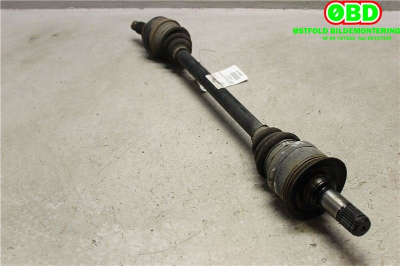 Drivaksel venstre bak til BMW 1-Serie 2011-2015 (Fase 1) (F20/F21) (F20/F21) (BMW|33207629301|)
