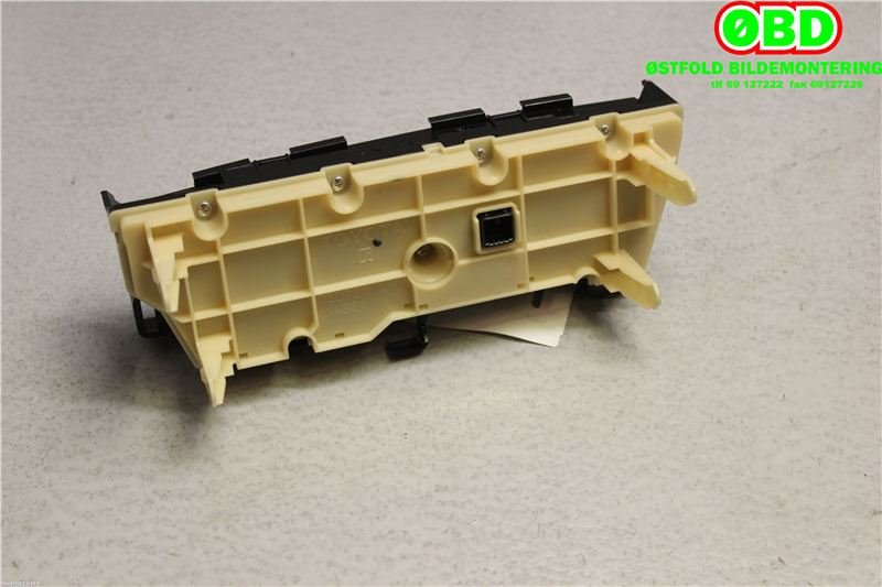 Varmeapparat betjening til Toyota Prius 2009-2016 (Type III) (COMBI) (COMBI) (TOYOTA|5590047120|)