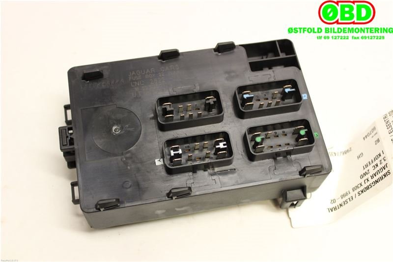 Sikringsboks til Jaguar XJ X308 1998-2002 (JAGUAR|LNC2822CA|)
