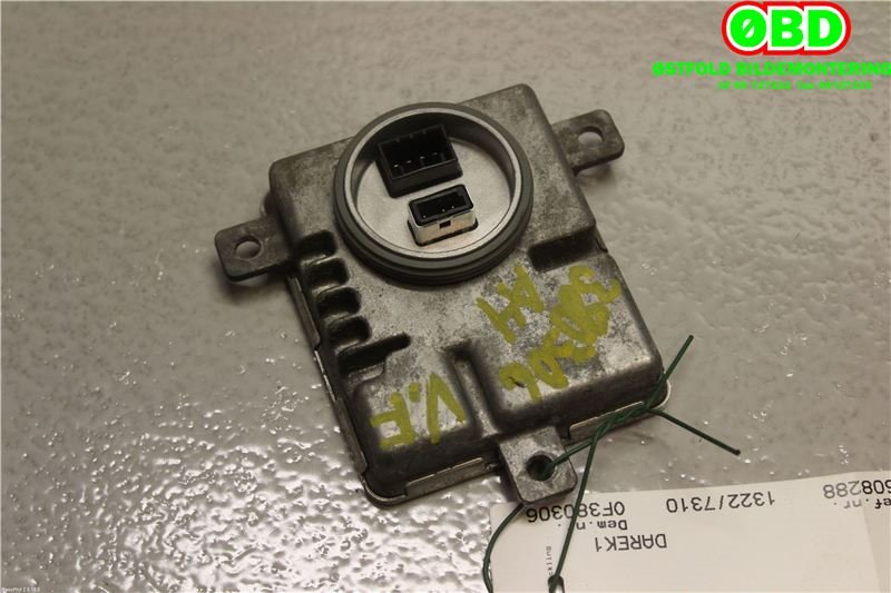 Styreenhet xenon/ballast til Audi A4 2007-2014 (Type IV) (B8) (B8) (AUDI|8K0 941 597 E|W003T20171|8K0941597C)