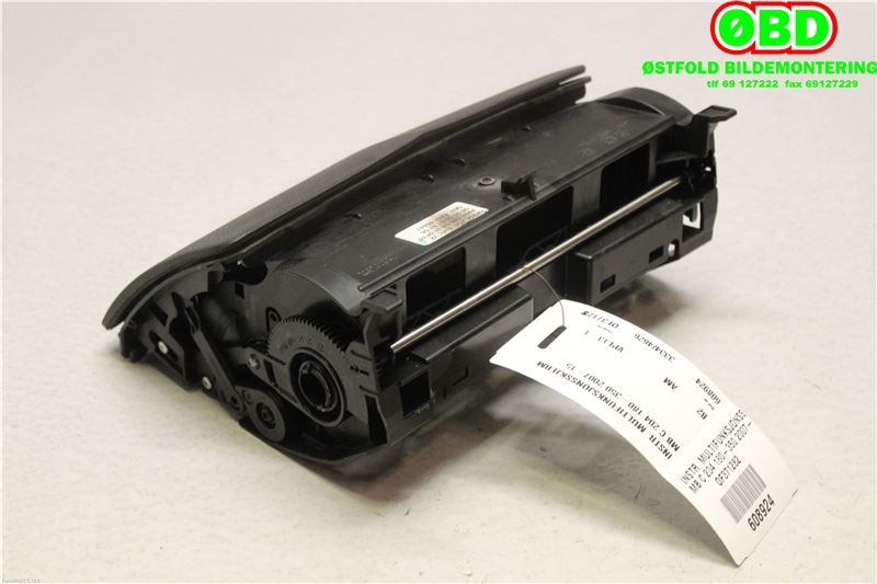 Instrument kjørecomputer til Mercedes C-Klasse 2007-2011 (Fase 1) (W204) (W204) (MERCEDES|A 204 820 31 97|A 204 820 54 97|)