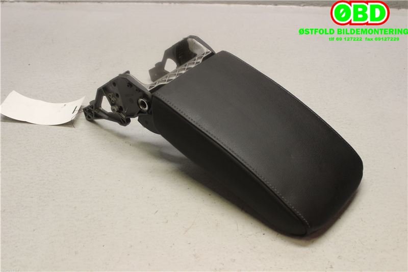 Sete armlene lokk til VW e-Golf 2014-2017 (Fase 1)  (VOLKSWAGEN|5G0 864 207|)