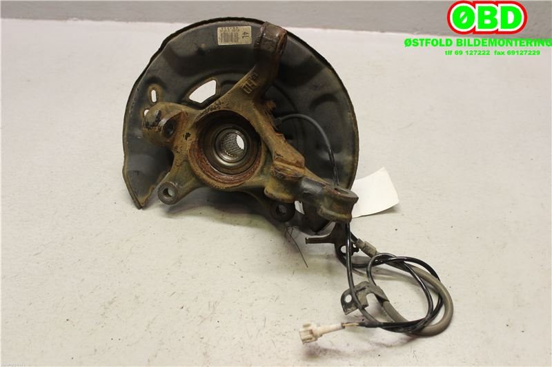 Hjulspindel venstre foran til Toyota Yaris 2012-2014 (Type III, Fase 1)  (TOYOTA|432120D230|)