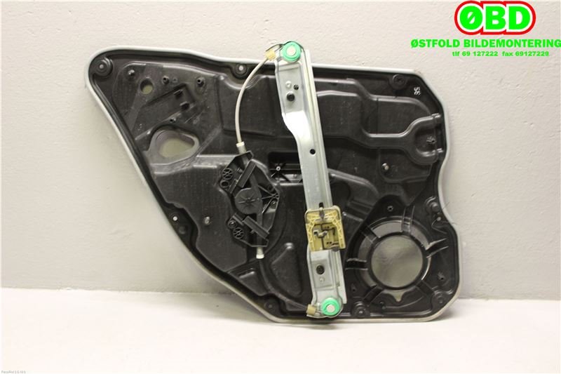 Ruteheis til Volvo V60/V60 CC 2013-2018 (Type I, Fase 2)  (VOLVO|30784309|)