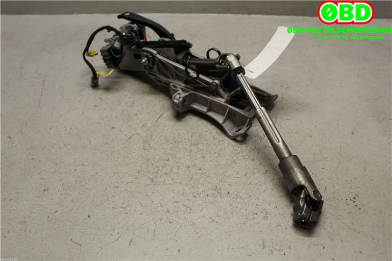 Rattaksel til Ford Focus 2011-2014 (Type III, Fase 1) (FORD|2390087|)