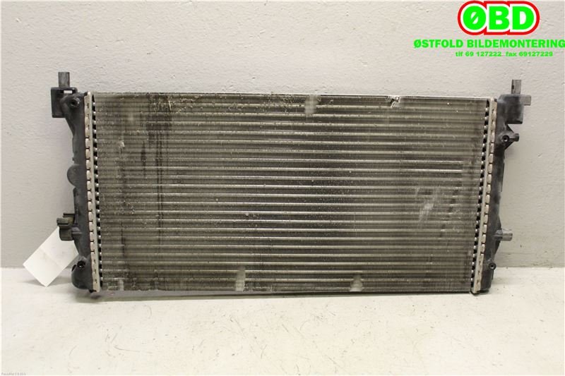 Radiator (manuell gir) til VW Polo 2009-2014 (Type V, Fase 1) (VOLKSWAGEN|6R0 121 253 L|)