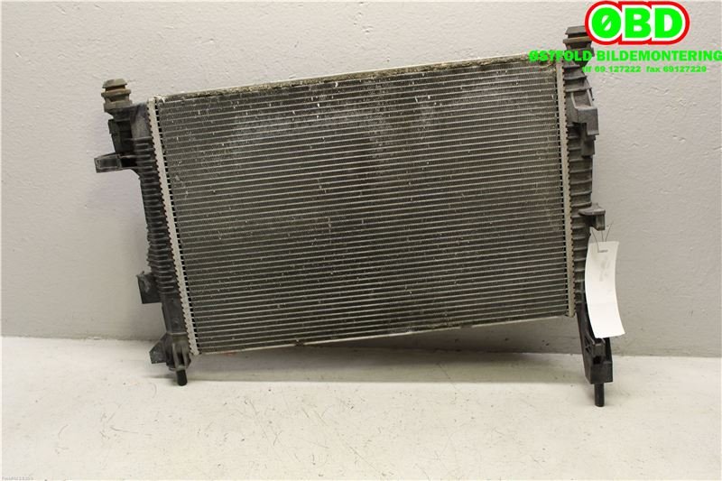 Radiator (manuell gir) til Ford Focus 2011-2014 (Type III, Fase 1)  (FORD|1804847|)