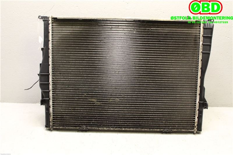 Radiator (manuell gir) til BMW 1-Serie 2004-2011 (E81/E82/E87/E88) (E81/E82/E87/E88) (BMW|17117553111|)