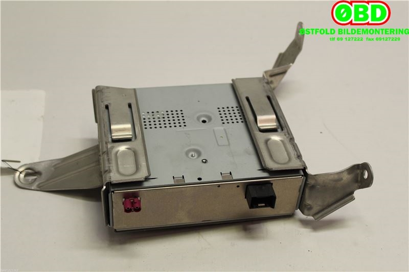 Bilstereo diverse til Mercedes E-Klasse 2013-2016 (Fase 2) (W212) (W212) (MERCEDES|A 222 900 27 10|A 222 900 51 17|2229048000)
