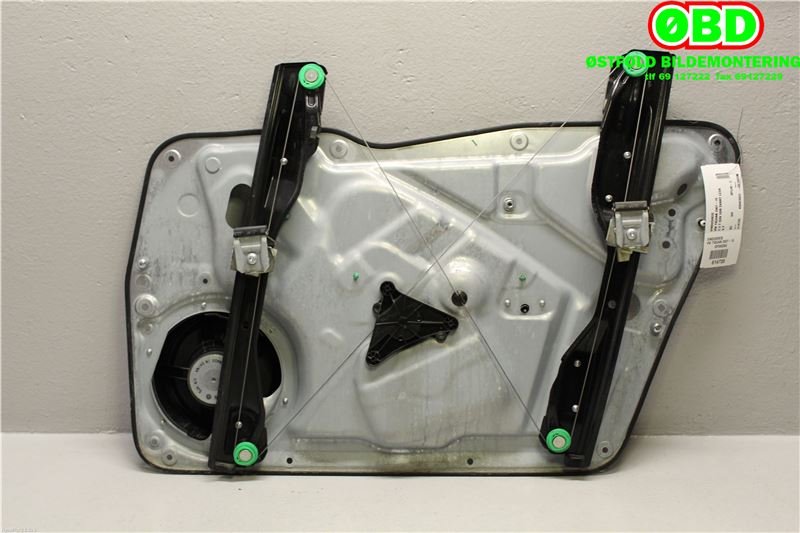 Ruteheis til VW Tiguan 2011-2016 (Type I, Fase 2)  (VOLKSWAGEN|5N0 837 461|)