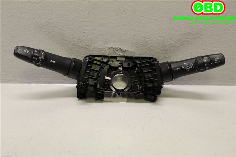 Bryter combi til Mitsubishi Outlander 2015-->> (Type III, Fase 2) (MITSUBISHI|8600A405||8617A013)
