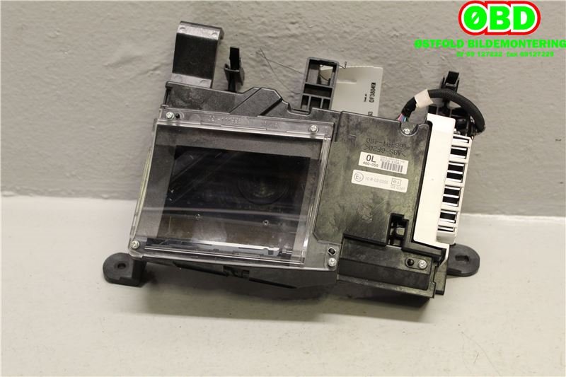 Multimedia display (MCU - Media Controller Unit) til Toyota Prius +7 2012-2020 (Type III) (stasjonsvogn) (stasjonsvogn) (TOYOTA|)