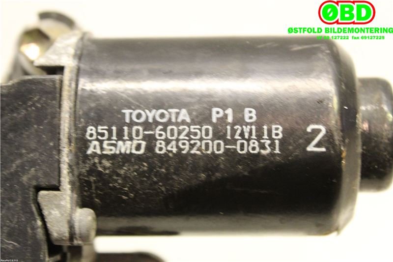 Viskermotor frontrute til Toyota Land Cruiser 100 1998-2007 (TOYOTA|8511060250|8492000831)