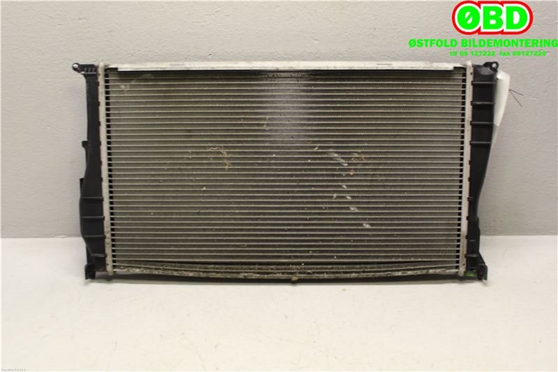 Radiator (manuell gir) til BMW 1-Serie 2004-2011 (E81/E82/E87/E88) (E81/E82/E87/E88) (BMW|17 11 7 788 903|)