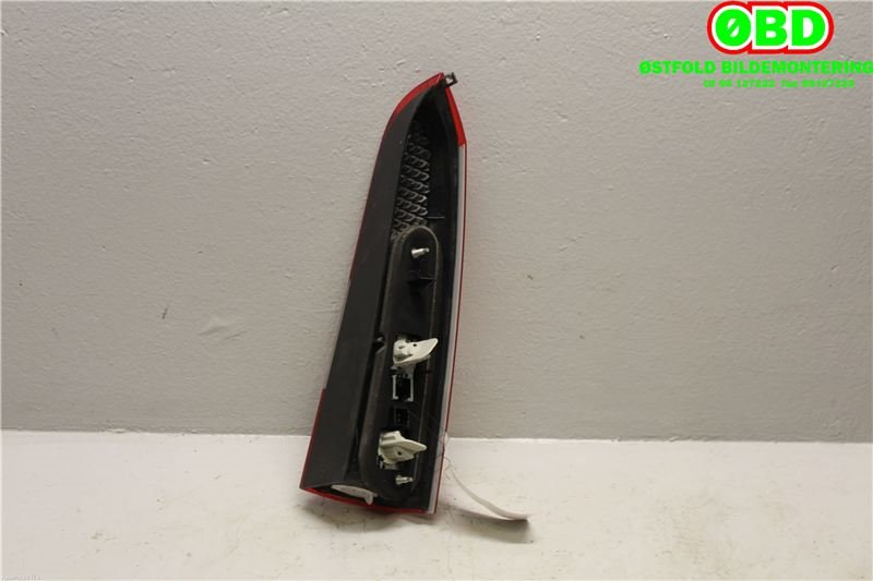 Baklykt venstre til Volvo XC70 2005-2007 (Type I, Fase 2)  (VOLVO|30655374|)