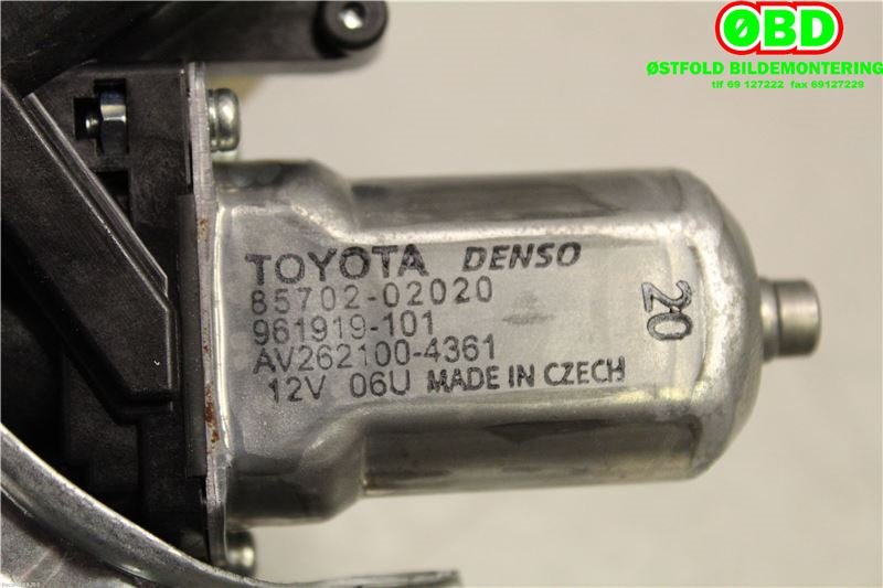 Ruteheis venstre foran til Toyota Yaris 2014-2020 (Type III, Fase 2)  (TOYOTA YARIS HYBRID|698200D440|)