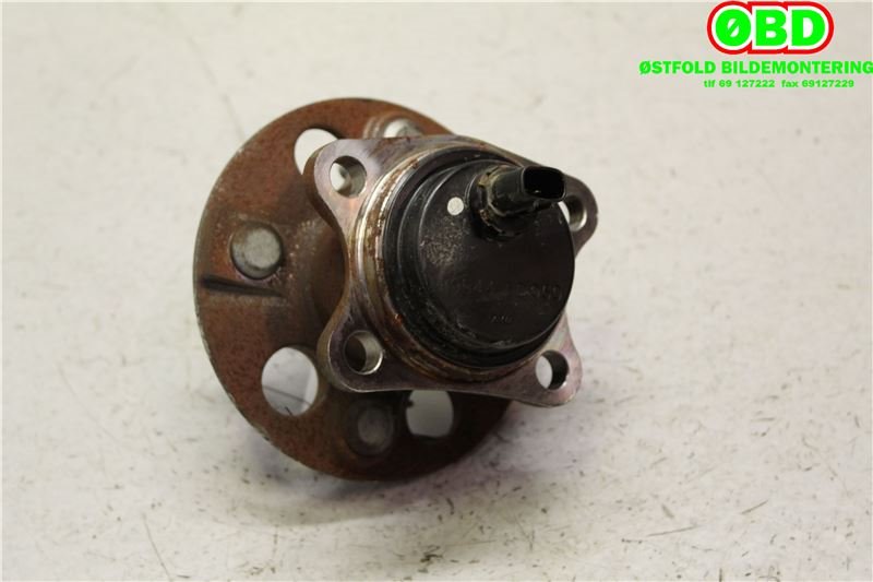 Hjulspindel venstre bak til Toyota Yaris 2014-2020 (Type III, Fase 2) (TOYOTA YARIS HYBRID|424500D112|)