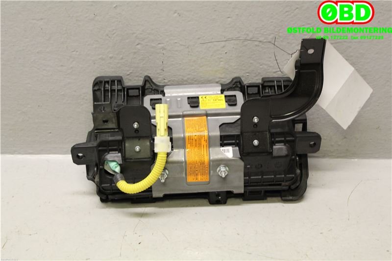 Airbag kne til Kia Picanto 2011-2017 (Type II)  (KIA|569701Y000EQ|)