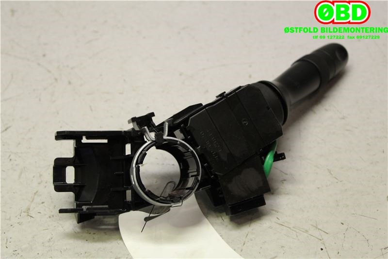 Bryter blink til Subaru XV 2012-2017 (Type I)  (SUBARU|83115FJ110|)