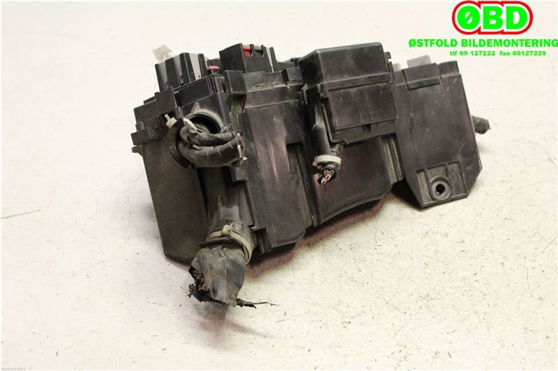 Sikringsboks til Subaru Legacy 2009-2015  (SUBARU|)