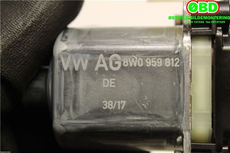 Ruteheis høyre bak til Audi A4 2015-2019 (Type V, Fase 1) (B9) (B9) (AUDI A4 AVANT|8W0959812|)