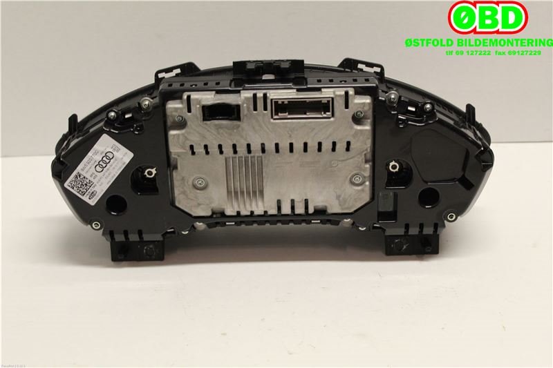Instrumentpanel til Audi A4 2015-2019 (Type V, Fase 1) (B9) (B9) (AUDI A4 AVANT|8W5920770C|)